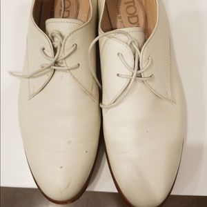 Tod’s women’s oxford loafers size 8. Worn 3 times.